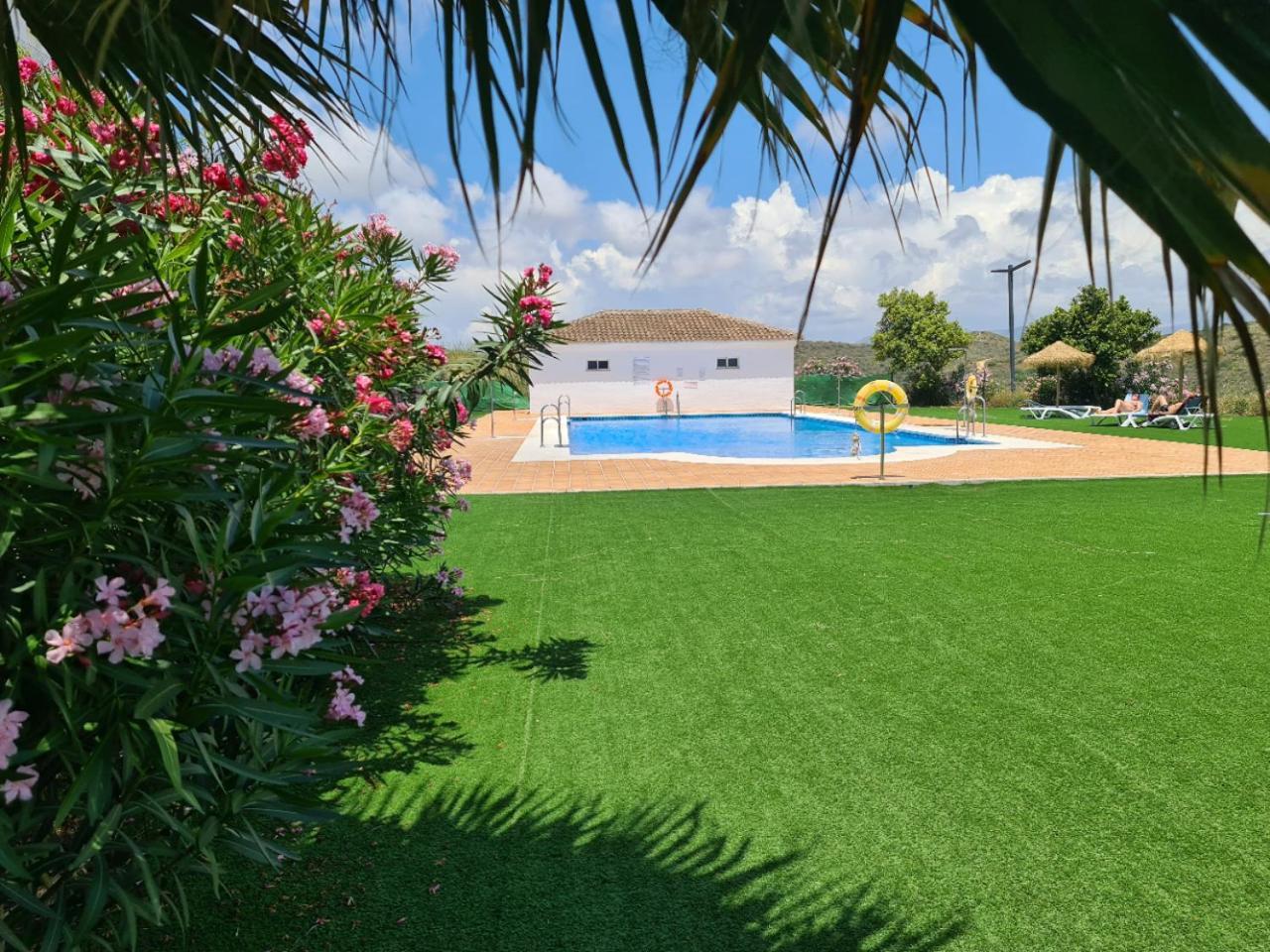 Seaside Serenity - Stylish Apartment With Spectacular Views Manilva Exterior foto